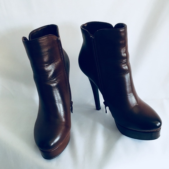 ShoeDazzle Dark Brown Platform Booties - Picture 3 of 5